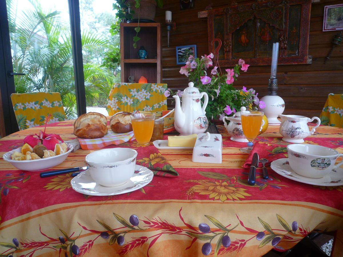 Gîte du Tour du Monde Dumbéa Extérieur photo