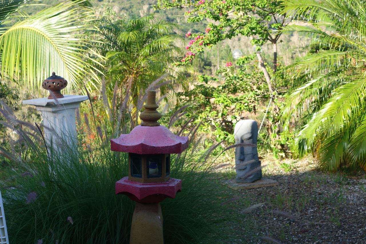Gîte du Tour du Monde Dumbéa Extérieur photo