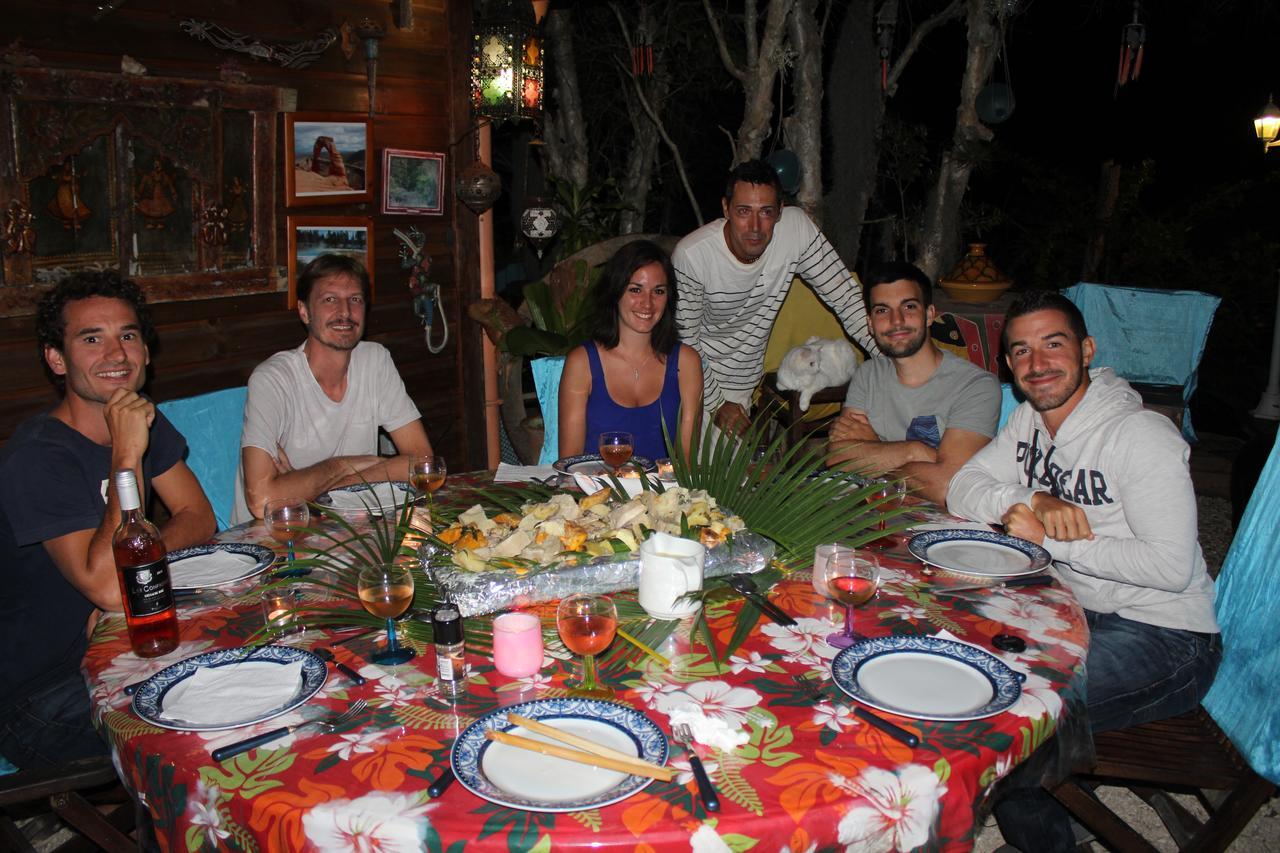 Gîte du Tour du Monde Dumbéa Extérieur photo